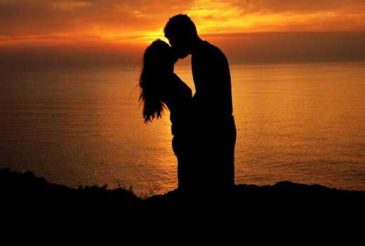 two lovers -elegant tours